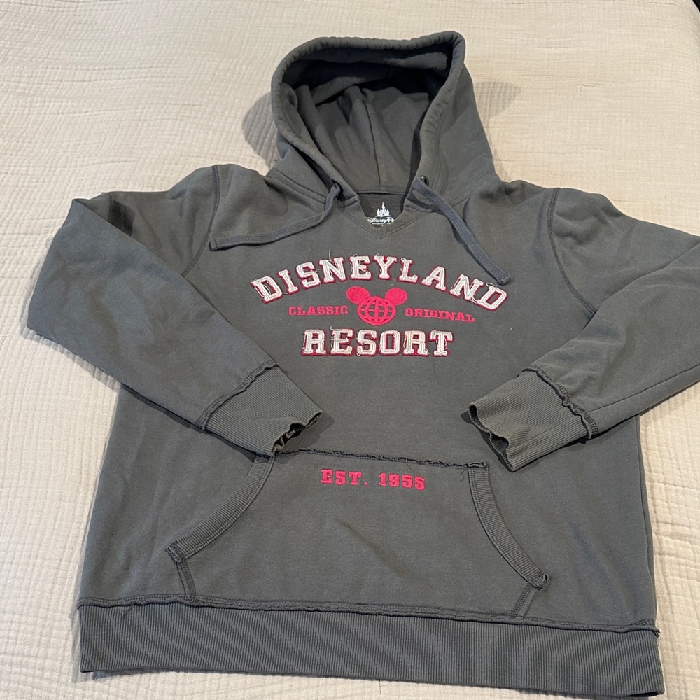 Women’s Disneyland Distressed Hoodie XL